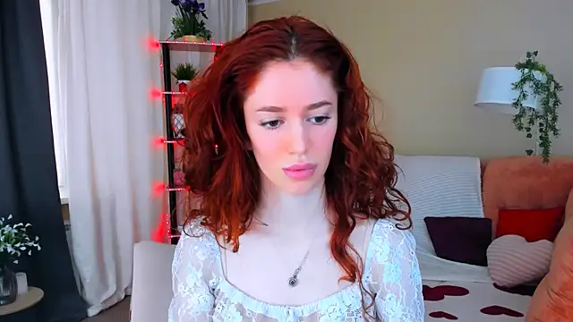 Snapshot of ChristinaConteeree chatting on June 30, 10:37 am ChristinaConteeree online show from June 30, 10:37 am