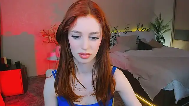 ChristinaConteeree online show from November 22, 11:20 am