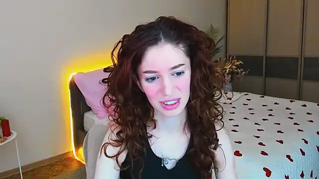 ChristinaConteeree online show from April 5, 3:13 am