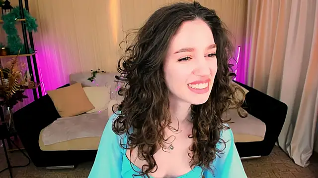 Snapshot of ChristinaConteeree chatting on September 10, 1:21 pm ChristinaConteeree online show from September 10, 1:21 pm