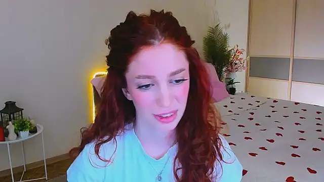 Snapshot of ChristinaConteeree chatting on May 8, 7:17 pm ChristinaConteeree online show from May 8, 7:17 pm