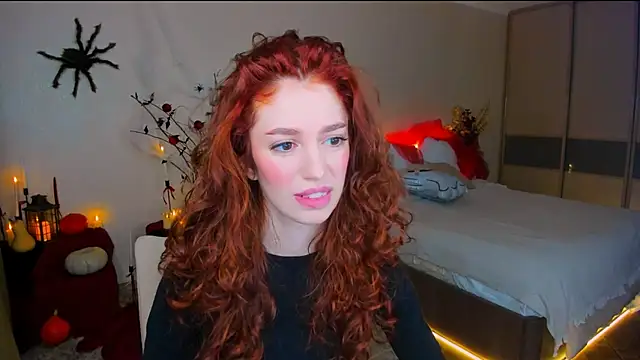 ChristinaConteeree online show from October 24, 1:21 pm