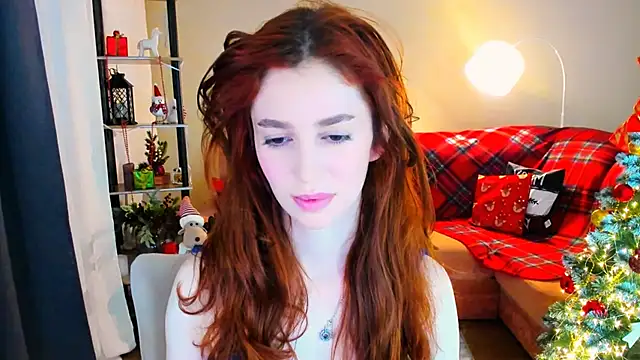 ChristinaConteeree online show from December 18, 4:44 pm