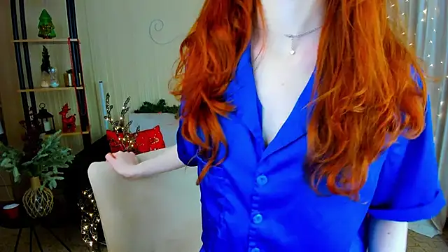 ChristinaConteeree online show from December 19, 1:24 pm