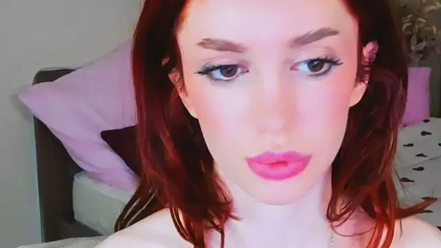 Snapshot of ChristinaConteeree chatting on May 2, 11:15 am ChristinaConteeree online show from May 2, 11:15 am