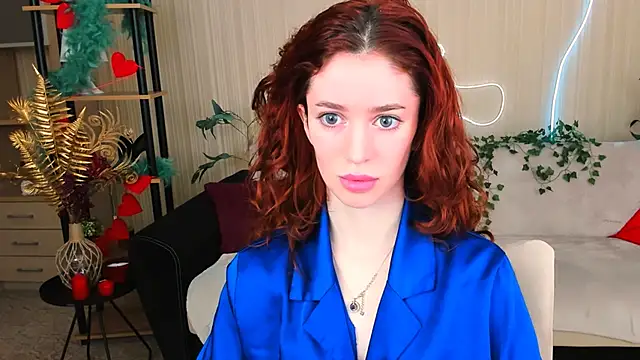 Snapshot of ChristinaConteeree chatting on May 30, 7:19 pm ChristinaConteeree online show from May 30, 7:19 pm