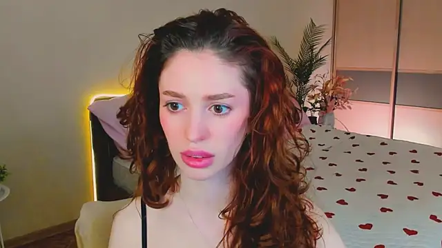 Snapshot of ChristinaConteeree chatting on April 23, 1:24 pm ChristinaConteeree online show from April 23, 1:24 pm