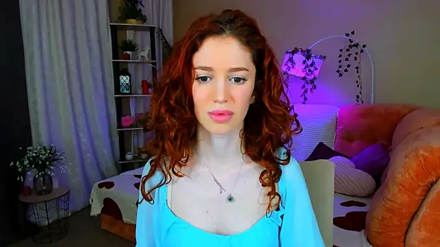 Snapshot of ChristinaConteeree chatting on June 3, 7:07 pm ChristinaConteeree online show from June 3, 7:07 pm