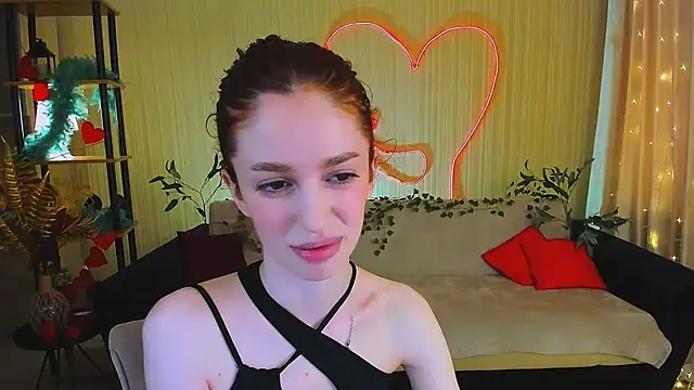 Snapshot of ChristinaConteeree chatting on May 14, 1:41 pm ChristinaConteeree online show from May 14, 1:41 pm
