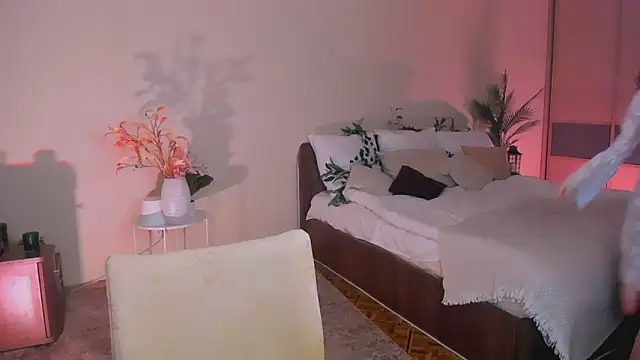 ChristinaConteeree online show from November 24, 7:14 pm