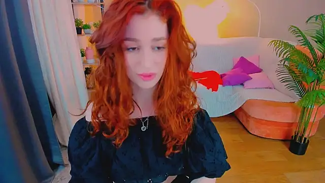 ChristinaConteeree online show from November 9, 12:09 pm