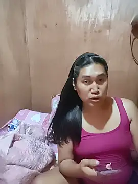 Snapshot of Romantic_Sabrina chatting on May 1, 3:11 am Romantic Sabrina online show from May 1, 3:11 am
