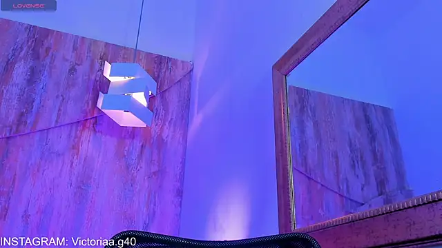 Snapshot of victoria_giraldo chatting on September 30, 4:13 pm victoria giraldo online show from September 30, 4:13 pm