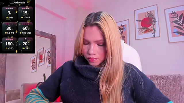 Snapshot of victoria_giraldo chatting on November 8, 5:11 am victoria giraldo online show from November 8, 5:11 am