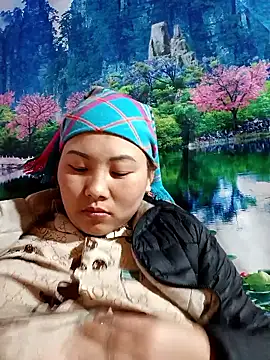 Snapshot of Love-Ly99 chatting on February 19, 11:07 am Love-Ly99 online show from February 19, 11:07 am