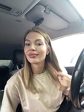 Snapshot of miss_veroNika chatting on June 10, 6:47 am miss veroNika online show from June 10, 6:47 am