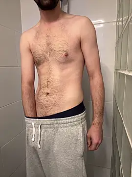 Snapshot of Frankieyyy1 chatting on November 23, 3:49 am Frankieyyy1 online show from November 23, 3:49 am