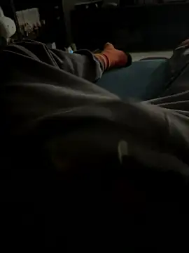 Frankieyyy1 online show from January 9, 10:28 pm