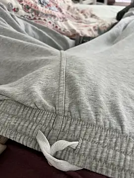 Frankieyyy1 online show from March 14, 1:28 pm