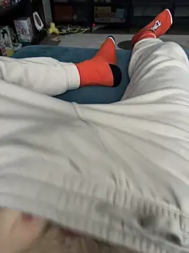 Frankieyyy1 online show from December 20, 8:28 am