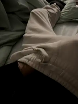 Frankieyyy1 online show from January 5, 7:06 pm