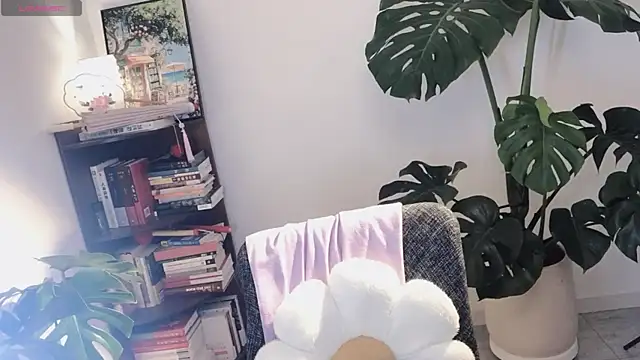 Emmaq996 online show from February 10, 1:48 am