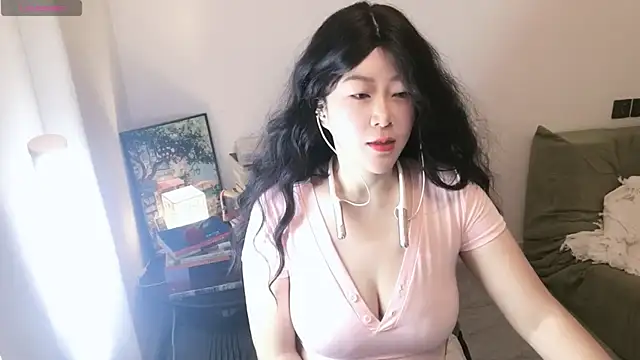 Emmaq996 online show from January 13, 2:48 am