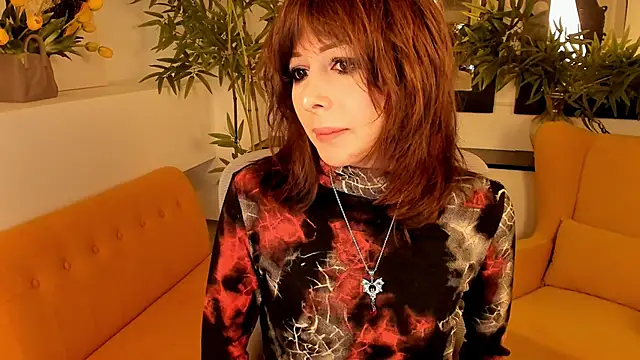 Snapshot of CrystallBloom chatting on September 18, 1:30 am CrystallBloom online show from September 18, 1:30 am