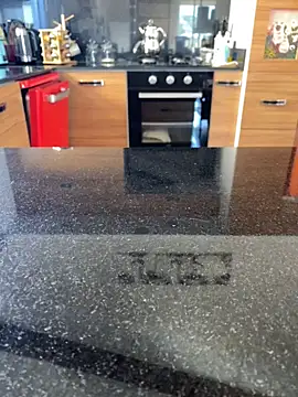 Snapshot of darkdecide chatting on October 31, 6:32 am darkdecide online show from October 31, 6:32 am