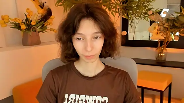 Snapshot of EmmanuellBrown chatting on November 14, 12:09 pm EmmanuellBrown online show from November 14, 12:09 pm