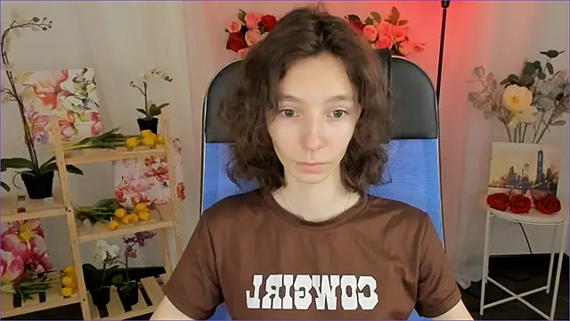 EmmanuellBrown online show from January 14, 4:05 am