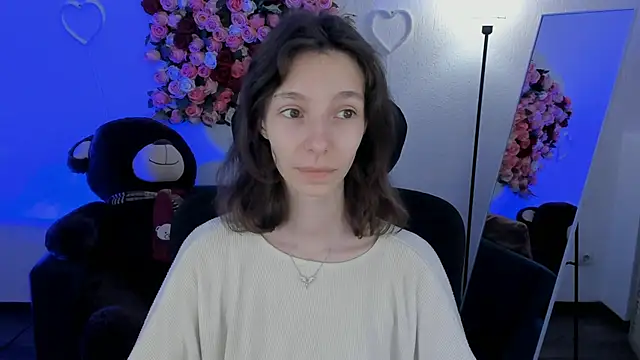 EmmanuellBrown online show from April 19, 1:17 am