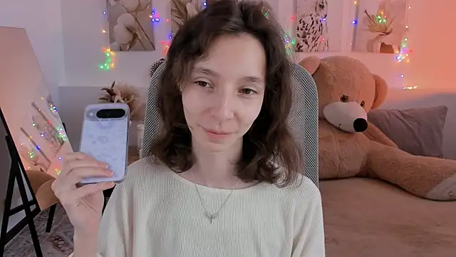 EmmanuellBrown online show from April 14, 11:04 am