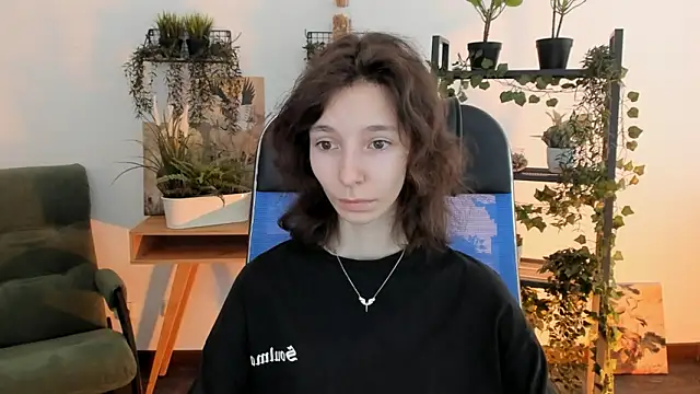 EmmanuellBrown online show from March 15, 4:19 am