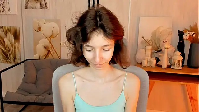 Snapshot of EmmanuellBrown chatting on November 15, 7:12 am EmmanuellBrown online show from November 15, 7:12 am