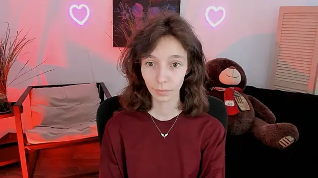 EmmanuellBrown online show from March 19, 11:32 am