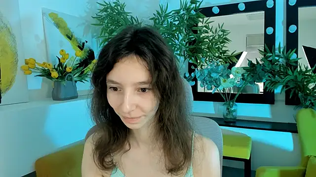 Snapshot of EmmanuellBrown chatting on November 2, 4:17 am EmmanuellBrown online show from November 2, 4:17 am