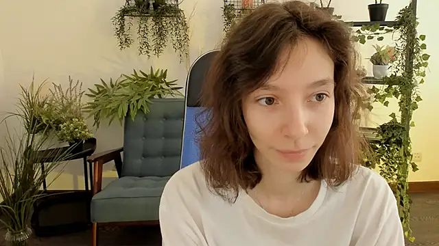 EmmanuellBrown online show from February 10, 7:07 am