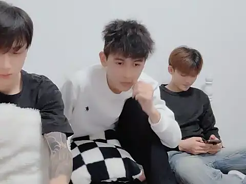 xiaojie2563 online show from November 13, 9:35 am