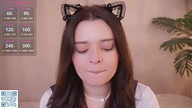 Snapshot of BlissHey chatting on October 21, 3:44 pm BlissHey online show from October 21, 3:44 pm