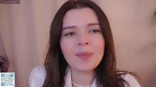 Snapshot of BlissHey chatting on October 24, 4:17 pm BlissHey online show from October 24, 4:17 pm