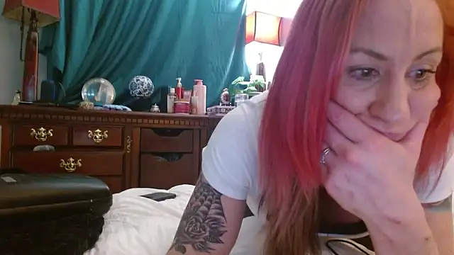 Snapshot of zoeyportland chatting on March 30, 10:33 pm zoeyportland online show from March 30, 10:33 pm