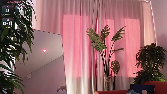 Snapshot of AliciaMellow chatting on September 14, 3:07 am AliciaMellow online show from September 14, 3:07 am