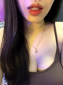 Snapshot of Mon_monbaby chatting on November 3, 5:49 pm Mon monbaby online show from November 3, 5:49 pm