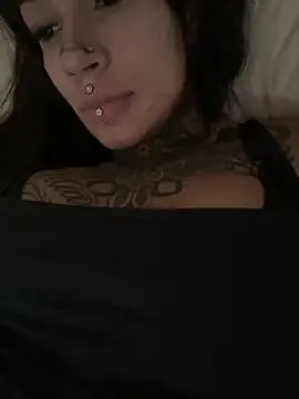 sereiaruiva99 online show from April 21, 7:42 pm
