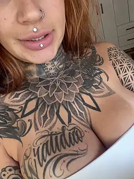 sereiaruiva99 online show from November 10, 7:41 pm