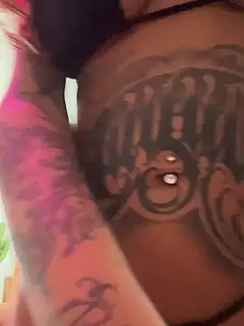 sereiaruiva99 online show from February 16, 9:45 pm