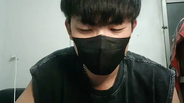 Snapshot of bigbb101011 chatting on November 18, 2:42 pm bigbb101011 online show from November 18, 2:42 pm