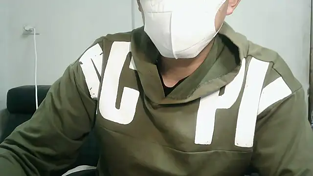 Snapshot of bigbb101011 chatting on November 28, 2:28 pm bigbb101011 online show from November 28, 2:28 pm