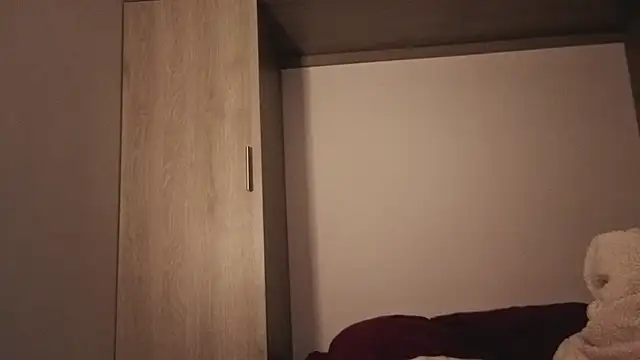 Candela    online show from November 17, 10:19 am